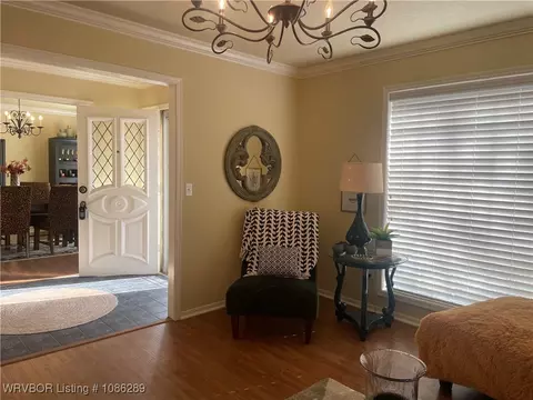 Entry Way - 7715 Camelot Cir, Fort Smith, AR 72903 photo 3 of 5