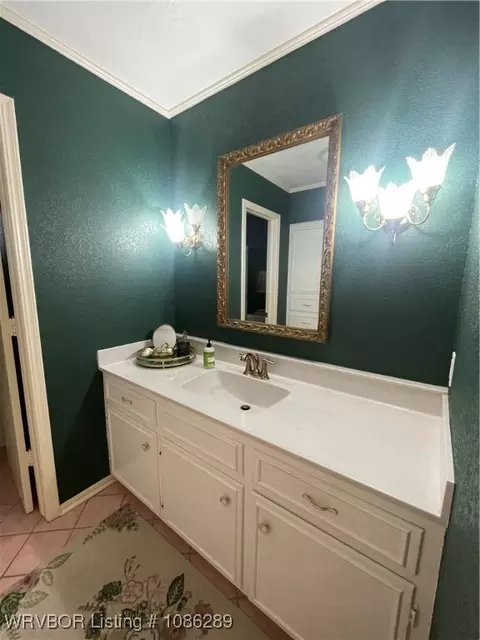 Bath - 7715 Camelot Cir, Fort Smith, AR 72903 photo 6 of 7