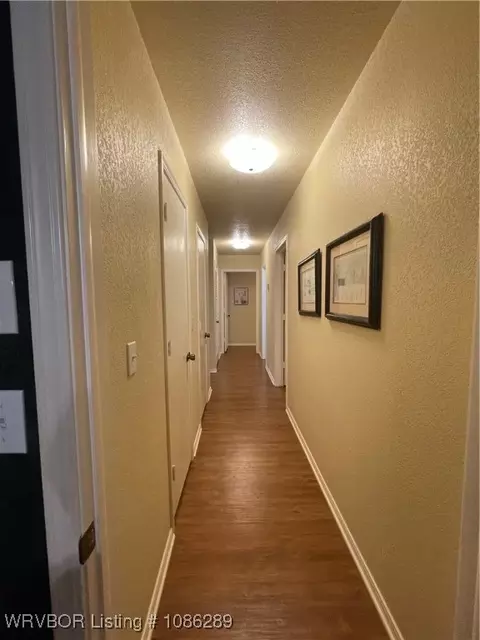 Entry Way - 7715 Camelot Cir, Fort Smith, AR 72903 photo 4 of 5