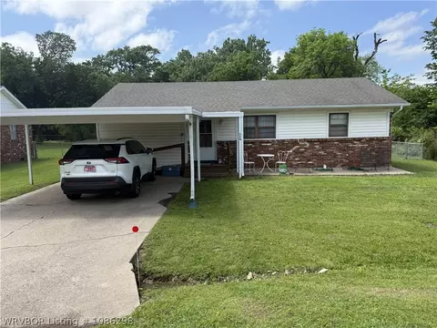 116 Roland Estates Ln, Roland, OK 74954