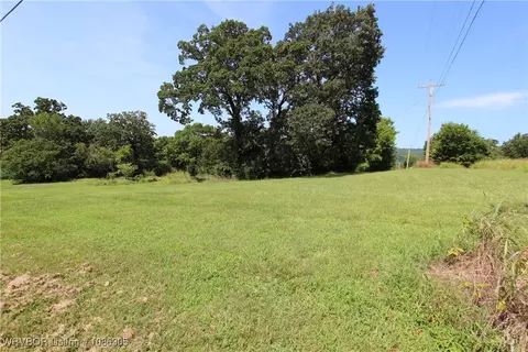 4900 Dora Rd, Van Buren, AR 72956