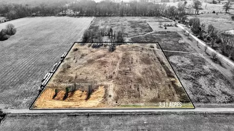 3 31 Ac Gravel Pit Way, Lavaca, AR 72941
