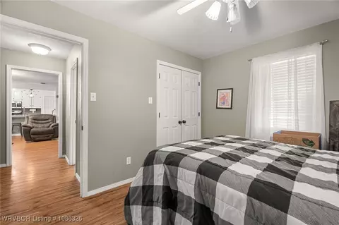 Bedroom - 14312 White Bluff Hts, Fort Smith, AR 72916 photo 4 of 6