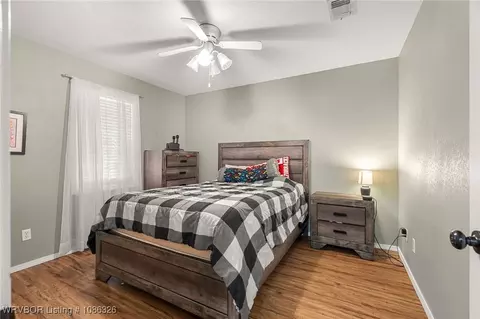 Bedroom - 14312 White Bluff Hts, Fort Smith, AR 72916 photo 3 of 6