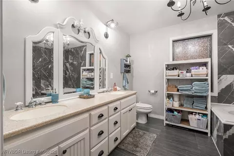 Bath - 14312 White Bluff Hts, Fort Smith, AR 72916 photo 1 of 4