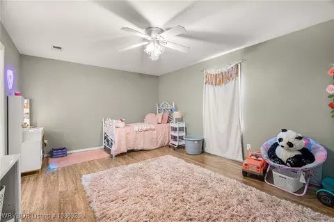 Bedroom - 14312 White Bluff Hts, Fort Smith, AR 72916 photo 5 of 6