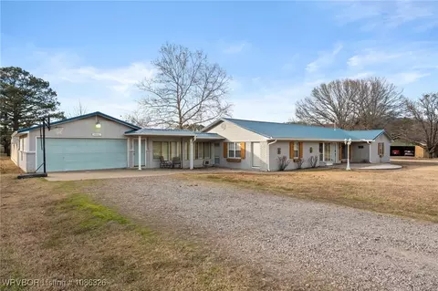 Exterior - 14312 White Bluff Hts, Fort Smith, AR 72916 photo 5 of 13