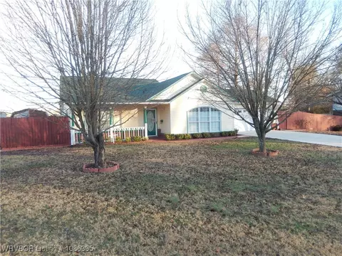 268 Riviera Dr, Booneville, AR 72927