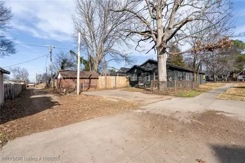 Exterior - 722 S 23rd St, Fort Smith, AR 72901 photo 10 of 10