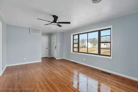 1706 Independence St, Fort Smith, AR 72901 photo 2