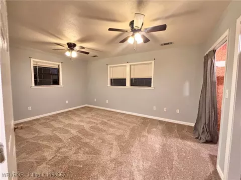 Bedroom - 8911 W Highway 252, Hackett, AR 72937 photo 1 of 6
