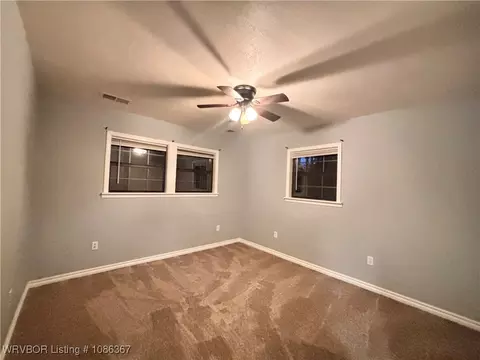 Bedroom - 8911 W Highway 252, Hackett, AR 72937 photo 4 of 6