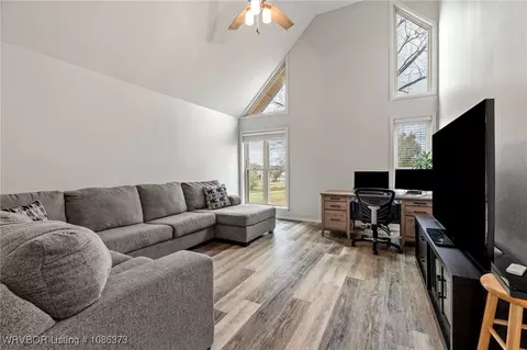 Living - 4107 Mudtown Rd, Lavaca, AR 72941 photo 1 of 1