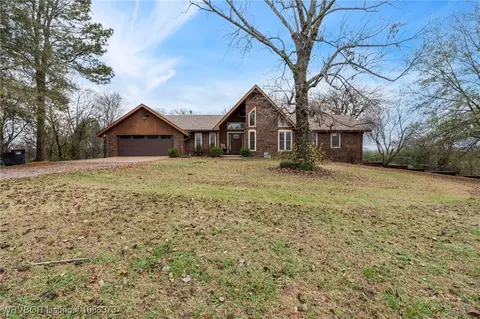 Exterior - 4107 Mudtown Rd, Lavaca, AR 72941 photo 3 of 8