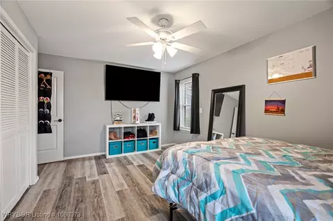 Bedroom - 4107 Mudtown Rd, Lavaca, AR 72941 photo 6 of 6