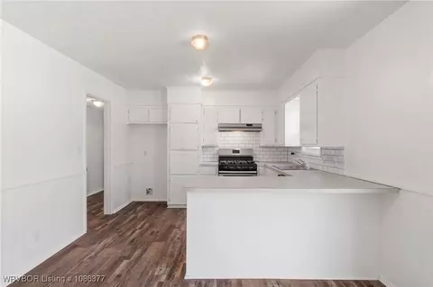 Kitchen - 4607 S 22nd St, Fort Smith, AR 72901 photo 1 of 2