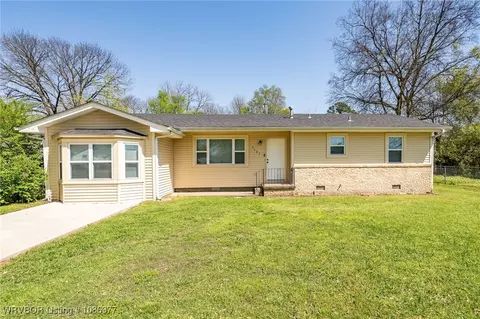 4607 S 22nd St, Fort Smith, AR 72901