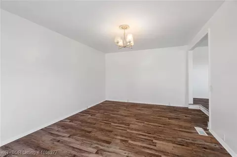 Living - 4607 S 22nd St, Fort Smith, AR 72901 photo 5 of 5