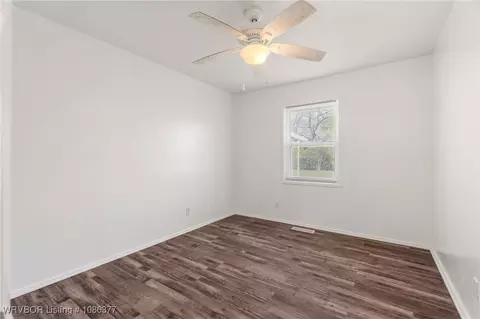 Bedroom - 4607 S 22nd St, Fort Smith, AR 72901 photo 5 of 6
