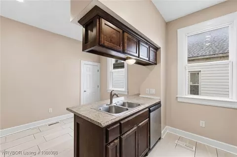 Kitchen - 623 N 14th St, Fort Smith, AR 72901 photo 1 of 2