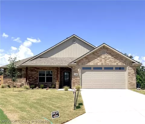 7300 Ellis Wayne Ct, Fort Smith, AR 72916