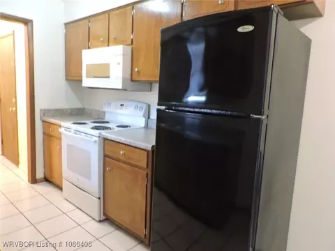 Kitchen - 3313 Furman Ave, Fort Smith, AR 72908 photo 3 of 4