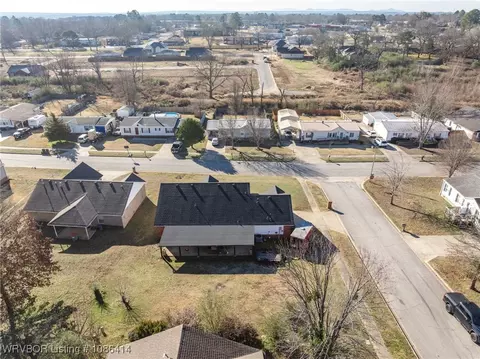 View/Area - 1012 J St, Barling, AR 72923 photo 4 of 4