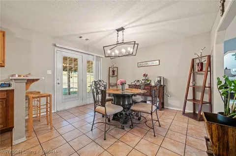 Dining - 1012 J St, Barling, AR 72923 photo 2 of 4