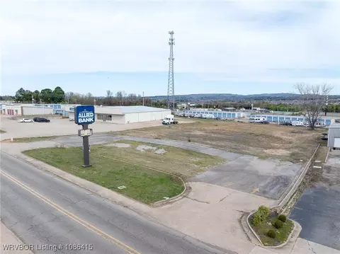 112 W Pointer Trl, Van Buren, AR 72956 photo 2