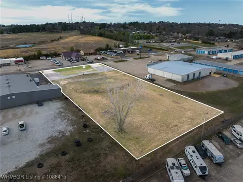 112 W Pointer Trl, Van Buren, AR 72956 photo 3