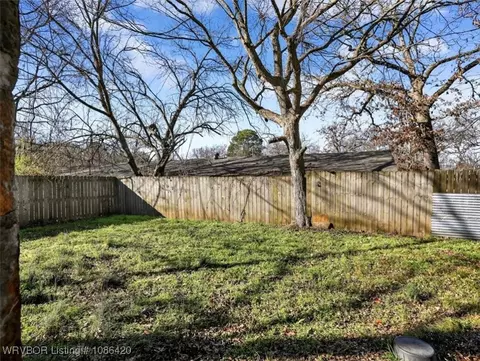 Exterior - 315 N 41st St, Fort Smith, AR 72903 photo 6 of 12