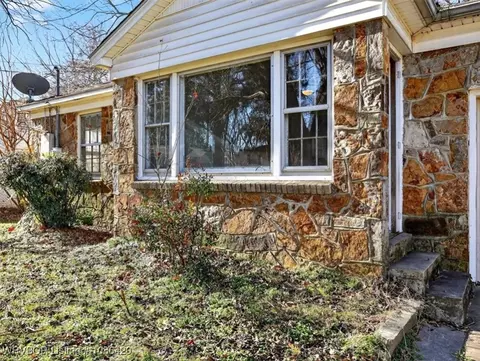Exterior - 315 N 41st St, Fort Smith, AR 72903 photo 10 of 12