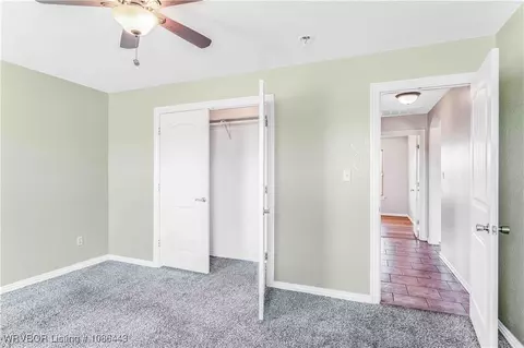 Bedroom - 6562 Broadleaf Dr, Alma, AR 72921 photo 4 of 5