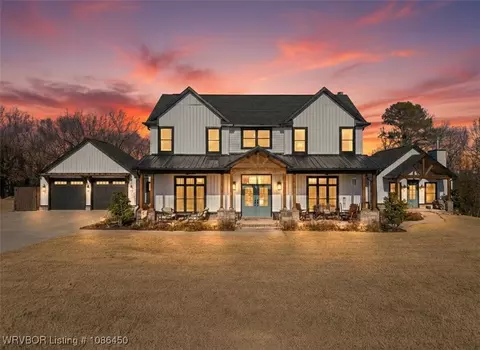 8128 Belmont Dr, Alma, AR 72921