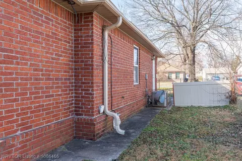 2514 N 37th St, Fort Smith, AR 72904 photo 8