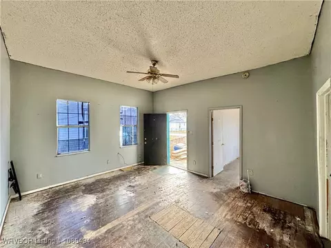 Living - 1711 N J St, Fort Smith, AR 72901 photo 1 of 1