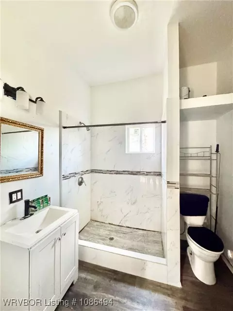 Bath - 1711 N J St, Fort Smith, AR 72901 photo 2 of 2