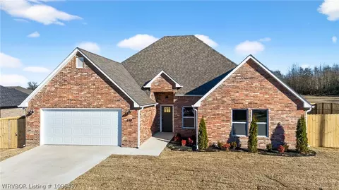 510 Stoneledge Dr, Lavaca, AR 72941