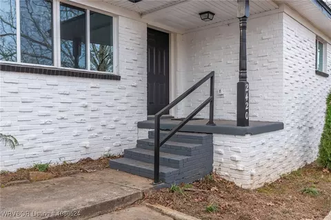 2420 Independence St, Fort Smith, AR 72901 photo 3