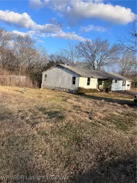 24062 Tucker Rd, Spiro, OK 74959