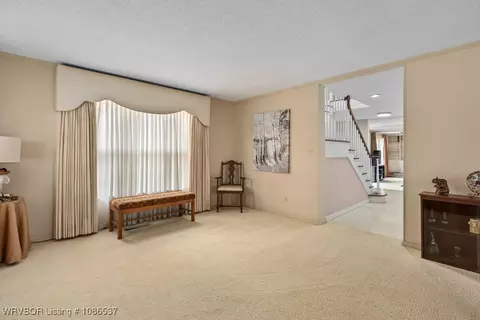 Living - 7315 Riviera Dr, Fort Smith, AR 72903 photo 3 of 4