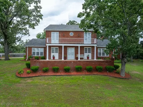 Exterior - 7315 Riviera Dr, Fort Smith, AR 72903 photo 4 of 11