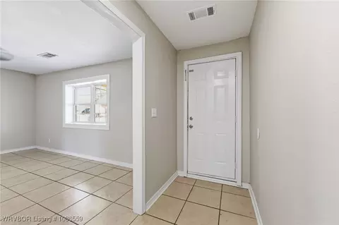 Entry Way - 3002 Neis St, Fort Smith, AR 72904 photo 1 of 1