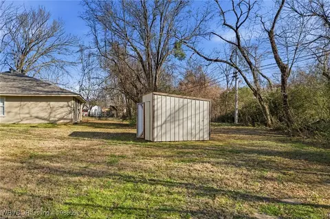 Exterior - 3002 Neis St, Fort Smith, AR 72904 photo 5 of 5