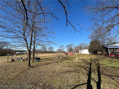 Exterior - 173 Schwartz Ln, Paris, AR 72855 photo 5 of 6