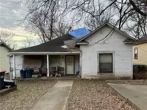 912 William Penn St, Van Buren, AR 72956