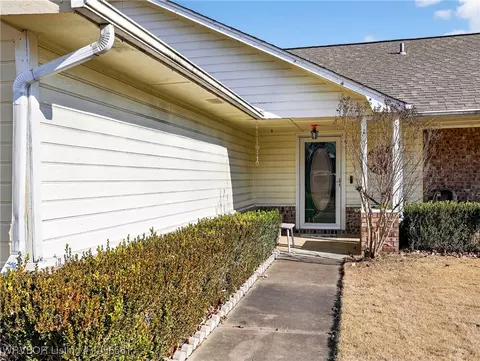 906 N 3rd Ter, Barling, AR 72923 photo 6