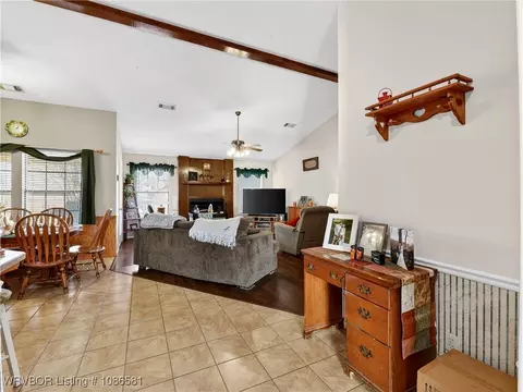 906 N 3rd Ter, Barling, AR 72923 photo 12