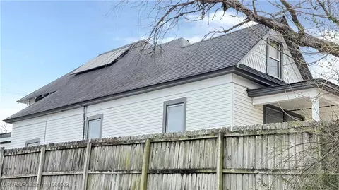 Exterior - 1009 S 11th St, Fort Smith, AR 72901 photo 3 of 3