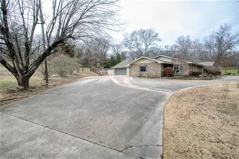 1 Berry Hill Rd, Fort Smith, AR 72903 photo 10